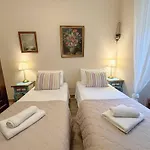 Dion And Eva's Oldtown Apartment Corfu (city)