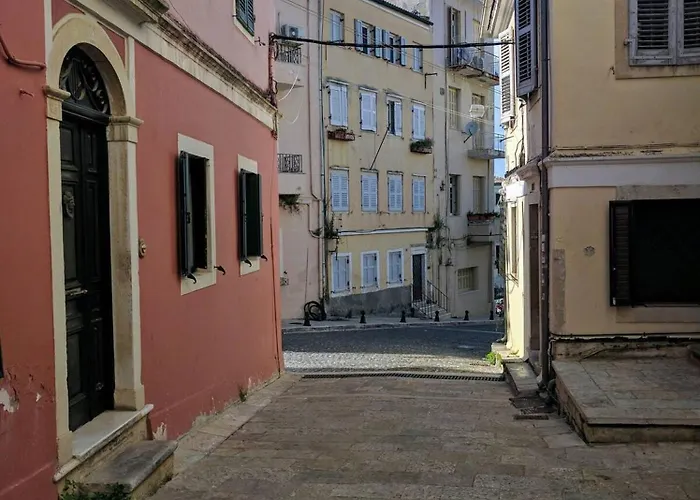 Dion And Eva's Oldtown Appartement Corfu (city)