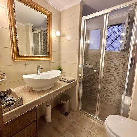 Dion And Eva's Oldtown Apartamento *